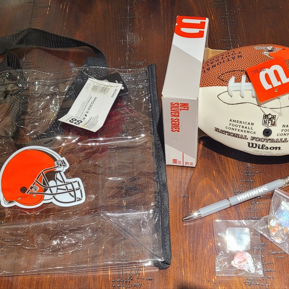 NFL Football, bag, pen & pins bundle!